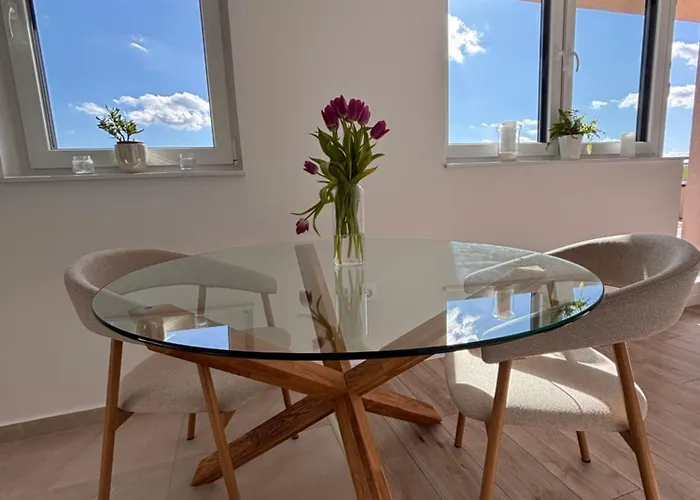 公寓 Penthouse-villa Natura *