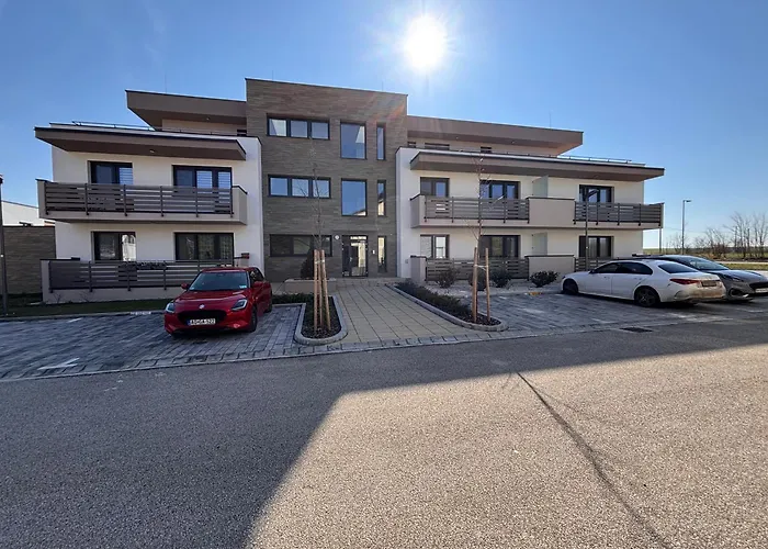 Penthouse-villa Natura شقة *
